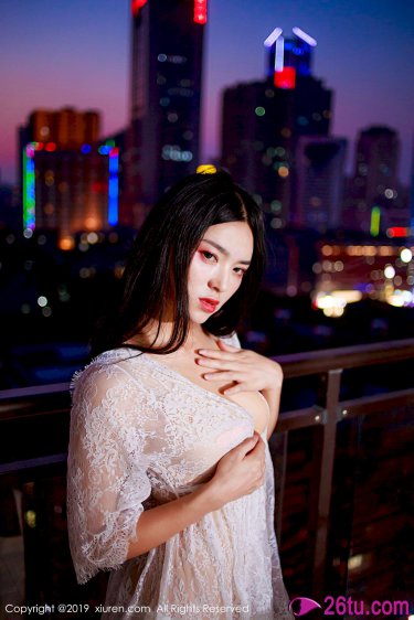 顶开女老师的蕾丝小裤裤
